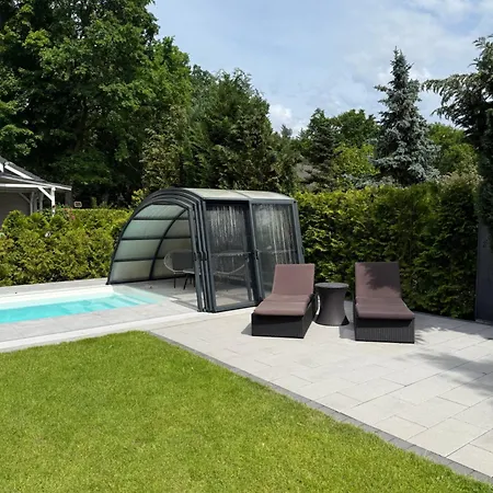 Luxury Amina Daire *